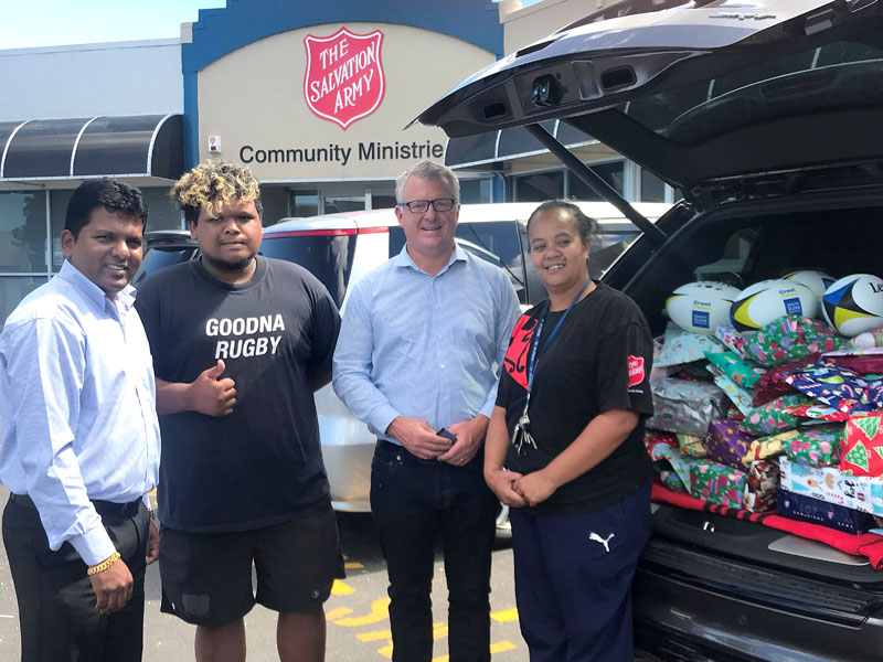 Viky Narayan (left), CrestClean’s South East Auckland Regional Manager, with Managing Director Grant McLauchlan and Eteta Petero (right) and Princeton Jackson from the Toy Appeal.